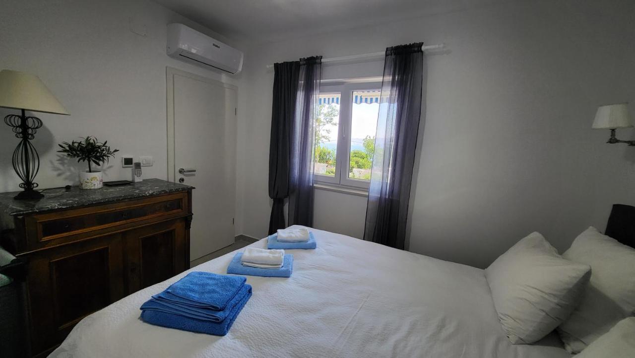 Apartments Amadea Novi Vinodolski Εξωτερικό φωτογραφία